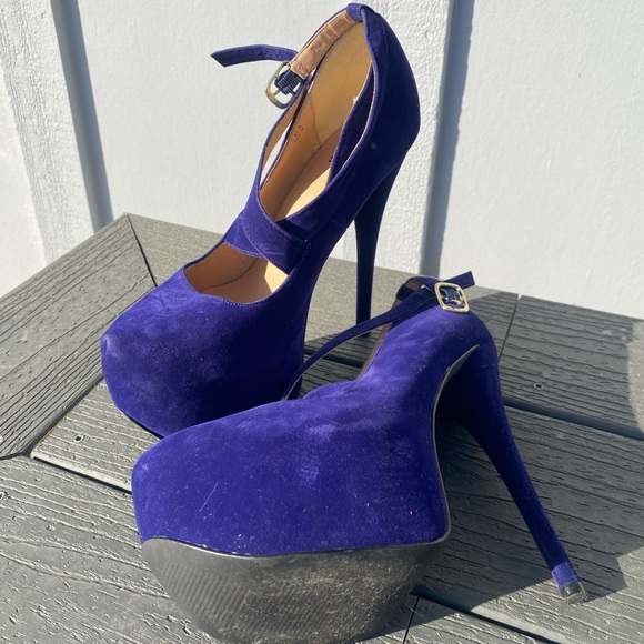 Blue faux suede stiletto - Picture 2 of 2